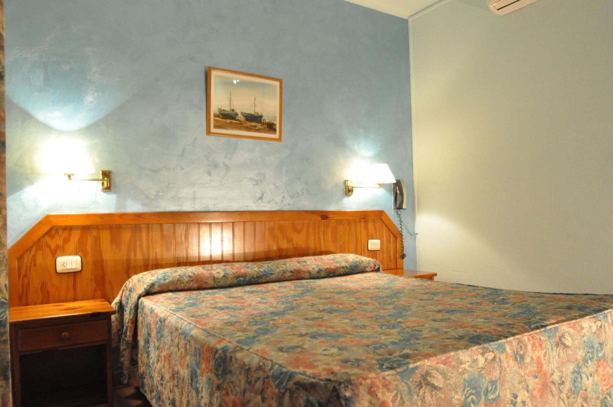 Yomo Petit Paris Hotel เอิงคาม ภายนอก รูปภาพ