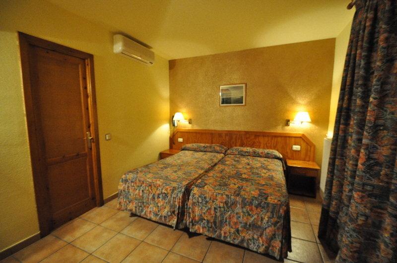Yomo Petit Paris Hotel เอิงคาม ห้อง รูปภาพ