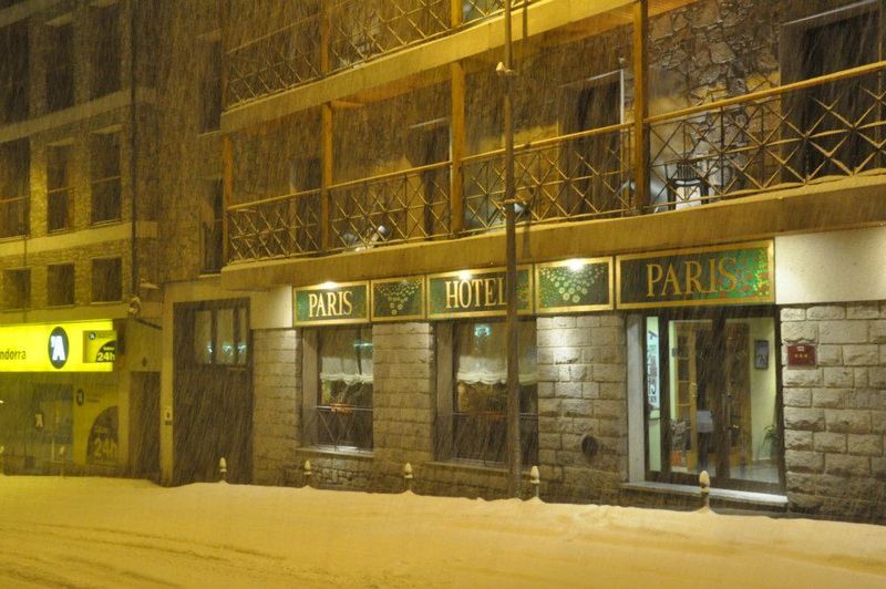 Yomo Petit Paris Hotel เอิงคาม ภายนอก รูปภาพ