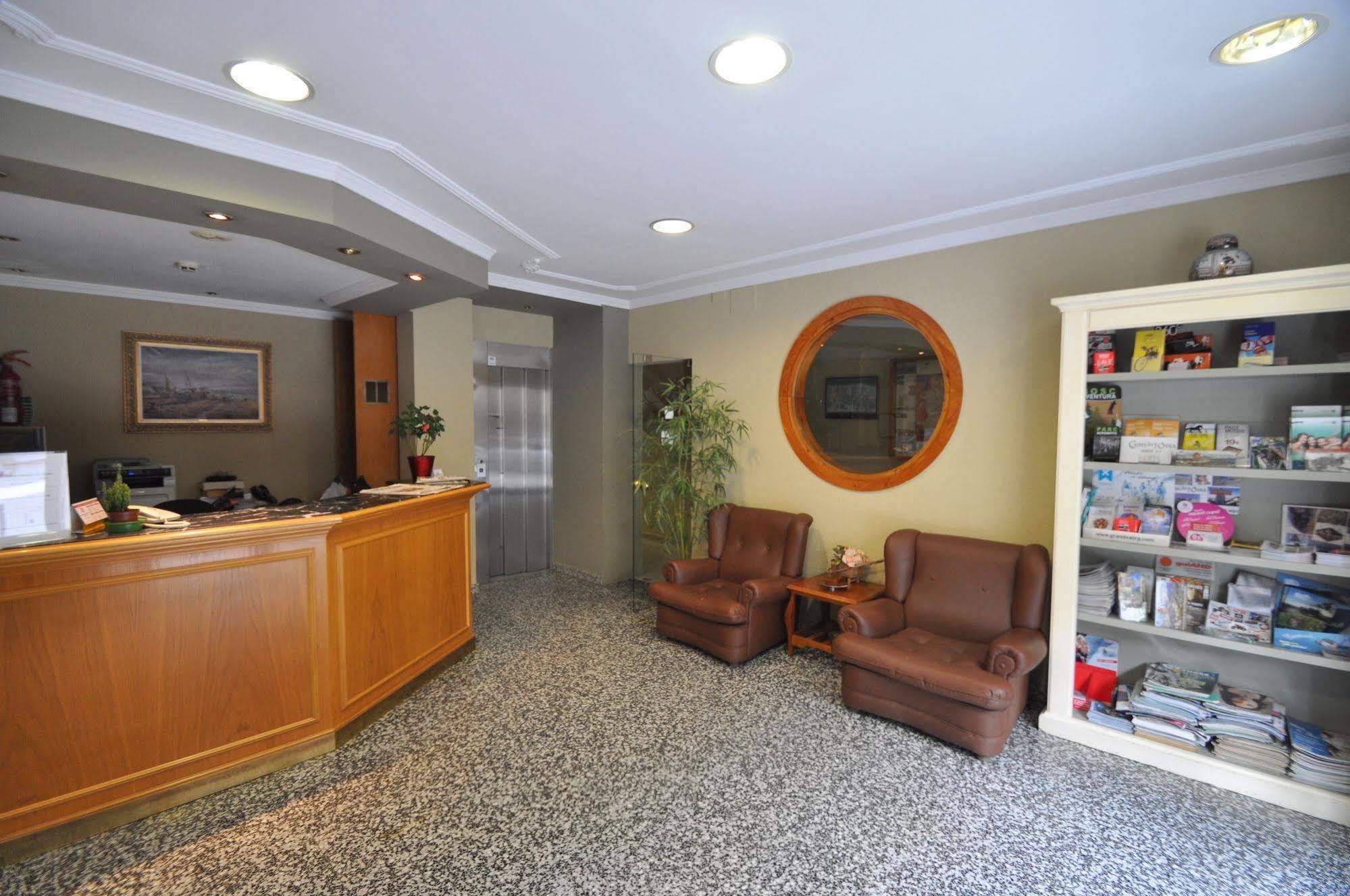 Yomo Petit Paris Hotel เอิงคาม ภายนอก รูปภาพ